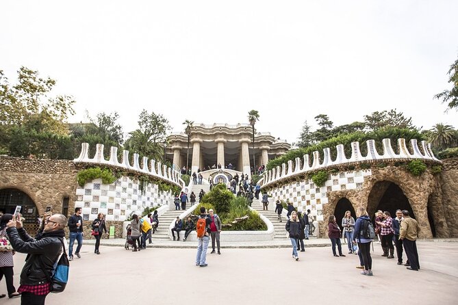 Park Guell Guided Tour with Skip the line Ticket - The lizard staircase: trencadís mosaics, in plain view