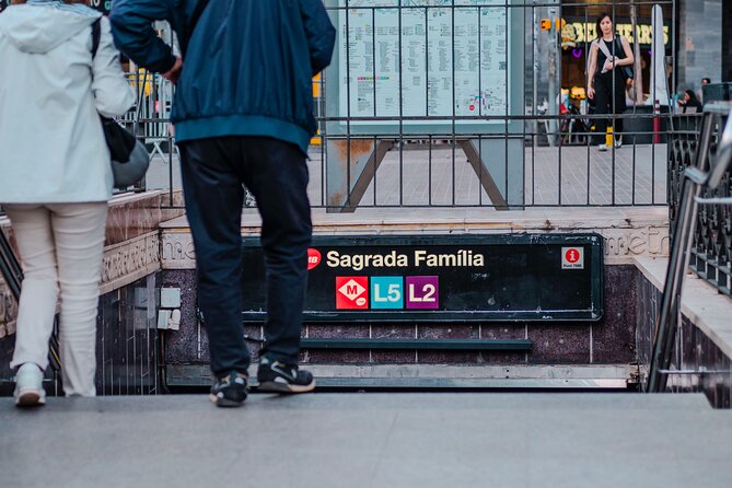 Photo Walking Tour Sagrada Familia and Gaudí in Barcelona - What This Gaudí Photo Walk Is Really About