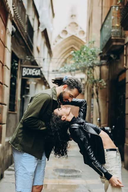 Photographer in Barcelona - Should you book this Sagrada Familia photo session?
