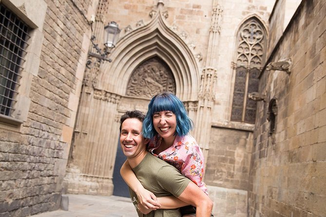Photoshoot tour in Barcelona Secret Corners - Who this is best for in Barcelona