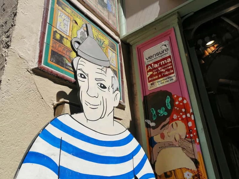 Picasso Museum and Walking Tour Plus Wine Tasting Upgrade - Picasso’s Barcelona, done in the right order