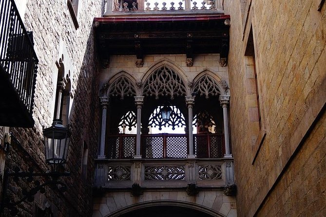 Picasso Museum & Private Walking Tour of Born or Gothic Quarter - Dress Code and Entry Rules That Can Affect Your Day