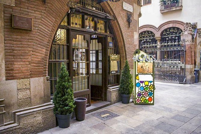 Picasso’s Footsteps: Private Tour & Museum - Sala Parés and the Ramon Casas link through 1901