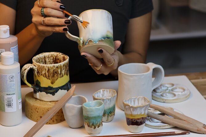Pottery Workshop and Wine – Barcelona - Who this workshop suits best, and why it works for first dates