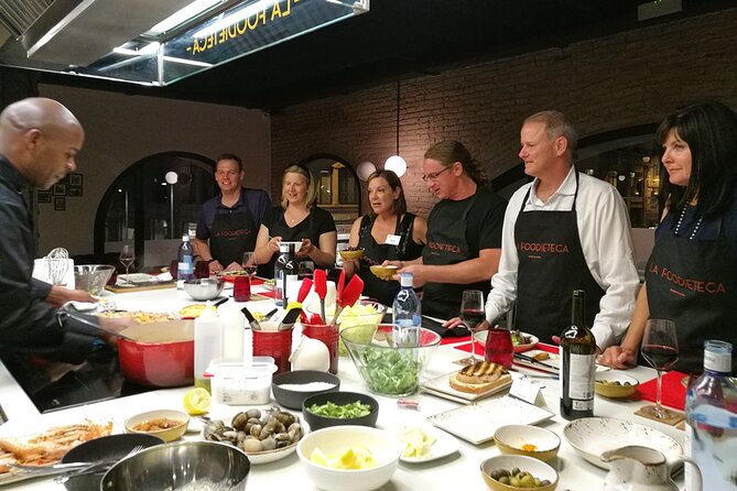 Premium Cooking Class in Designer Loft: Paella & Spanish Tapas - Entering La Foodieteca at 11:00 with cathedral views