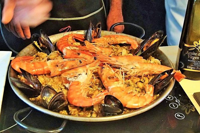 Premium Paella Cooking Class & 10 Spanish Tapas - Group size, pace, and the wine factor