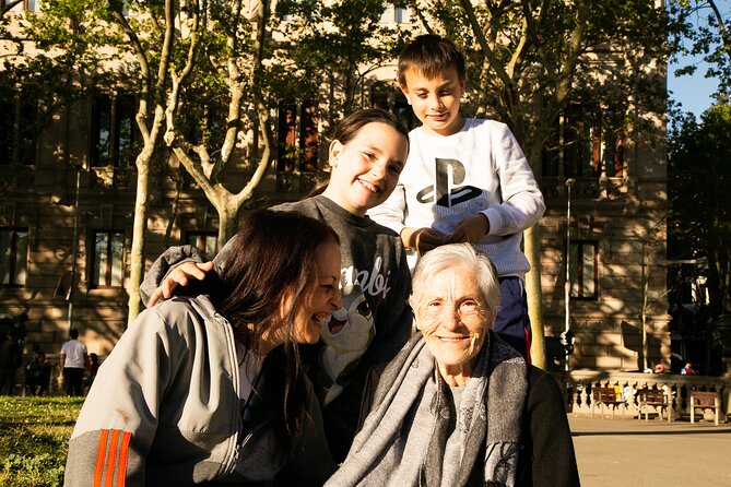 Private and Personalized Photography Adventure in Barcelona - Fast Delivery in 24 Hours, With High-Resolution Edits