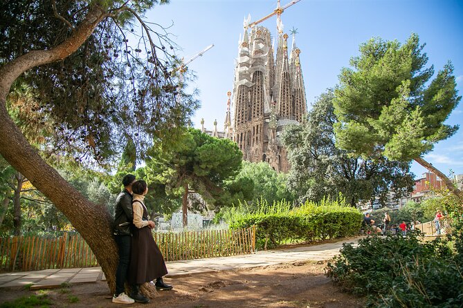 Private and Personalized Photography Adventure in Barcelona - Price and Value for Up to 8 People