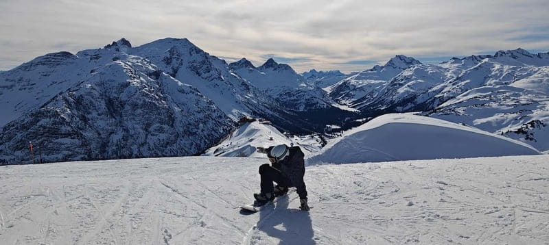 Private Andorra or Pyrinees Ski / Snowboard Tour Day trip - A private ski day from Barcelona that feels built for snow, not paperwork
