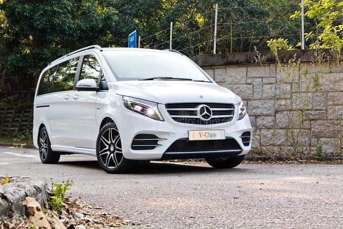 Private Barcelona Airport–City Transfer E-Class, V-Class, Minibus - Luggage limits: the part most people only notice after booking