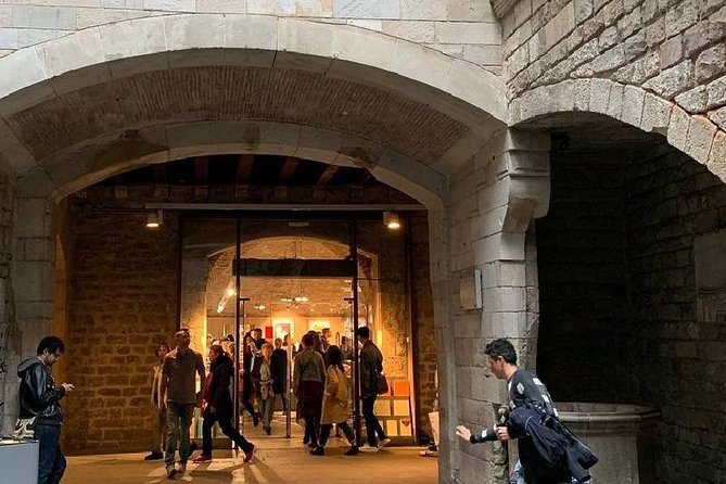 Private Barcelona Art and Tapas Walking Tour with Picasso Museum - El Born Tapas Route: Pintxos to Mediterranean to Meat