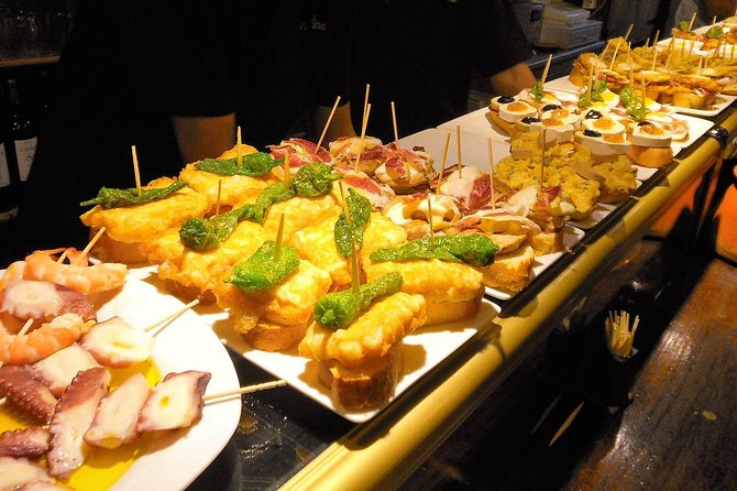 Private Barcelona Art and Tapas Walking Tour with Picasso Museum - The Best Part Is the Matching: Art Lessons and Food Choices