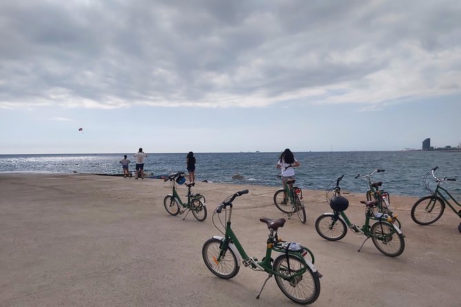 Private Bike tour for families - Port Vell and the old port vibe that sets up your next plans