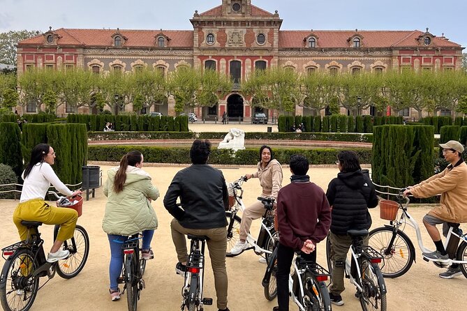 Private Bike Tours - Customizable Route, Top Barcelona Highlights - E-bike or classic bike, and why the ride plan fits the city