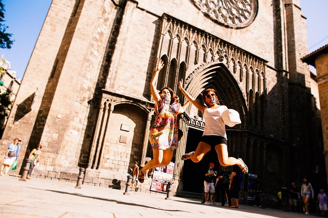 Private City Kickstart Tour: Barcelona - Gothic Stops That Feel Real: Santa Maria del Mar and Barcelona Cathedral