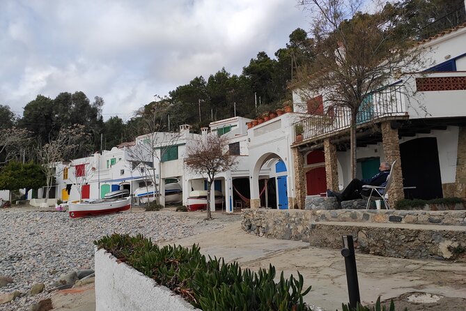 Private Costa Brava Hike and Snorkel from Barcelona with Lunch - Finishing in Calella de Palafrugell: the hike ends where lunch feels like part of the deal
