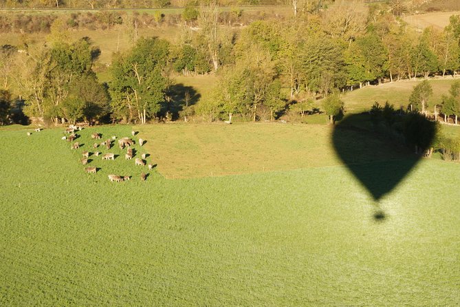 Private Exclusive Hot Air Balloon Barcelona - Stop 5: Verges for Costa Brava and Mediterranean sea views