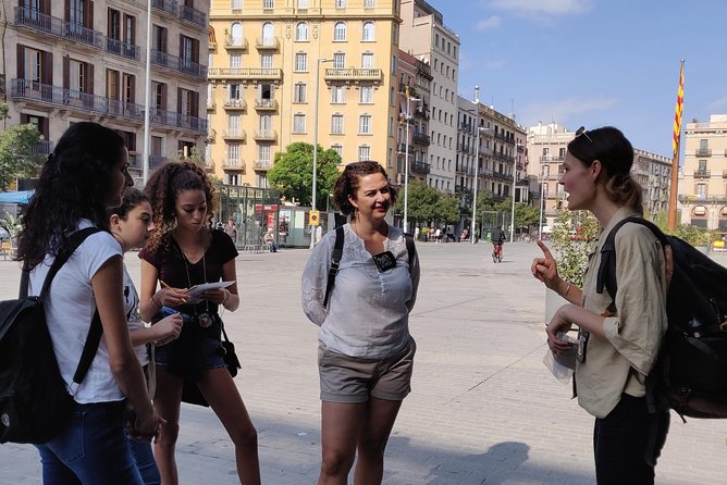Private Family Treasure Hunt | Guided, fun & 100% Offline | Xventura Barcelona - Stop 1: Basilica de Santa Maria del Mar, the case kickoff
