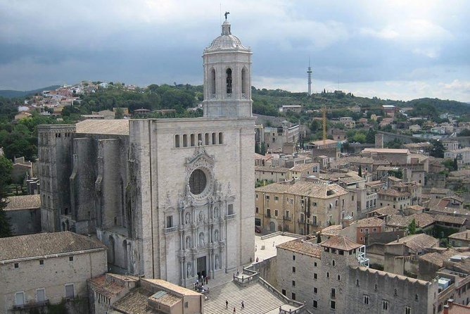 Private Girona and Besalu, Jewish History tour from Barcelona - Girona morning: medieval streets and the Jewish quarter (about 3 hours)