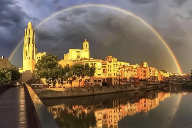 Private Girona Tour Costa Brava & Lunch Experience from Barcelona - Patronat Call de Girona: Gothic Quarter Walking and the Jewish Community Story