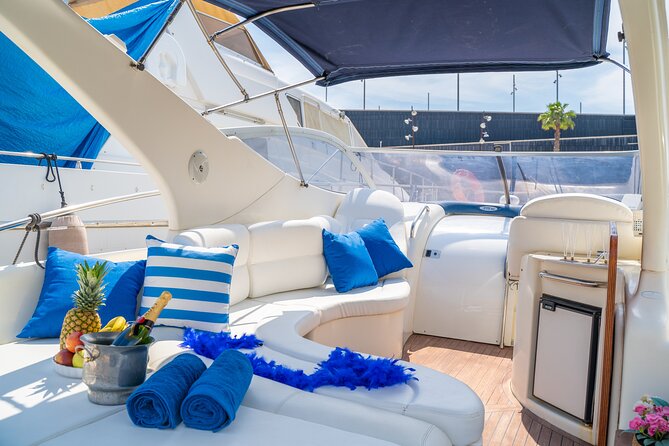 Private Gobbi Yacht Charter in Barcelona - Two Hours on the Water: What Happens During the Charter
