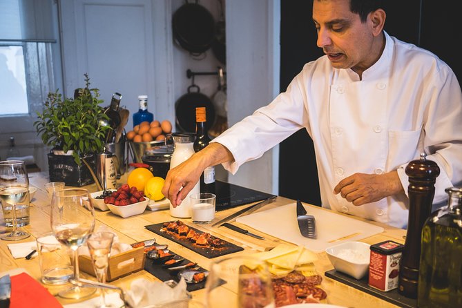 Private Paella class, Tapas, full menu and Sangria workshop - Ten tapas and wine tasting, with a chef who explains the why