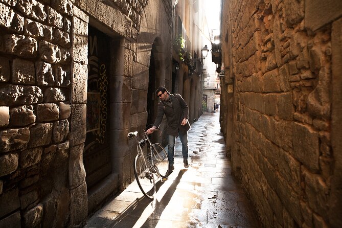Private Religious Tour: Sagrada Familia, Romans & Jewish Quarter - Walking the Gothic Quarter, then riding to Sagrada Familia