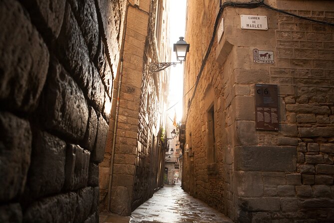 Private Religious Tour: Sagrada Familia, Romans & Jewish Quarter - Before You Go: tickets, headphones, and realistic expectations
