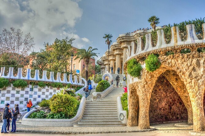 Private Sagrada Familia & Park Guell Guided Tour - Sagrada Familia first: what skip-the-line really buys you