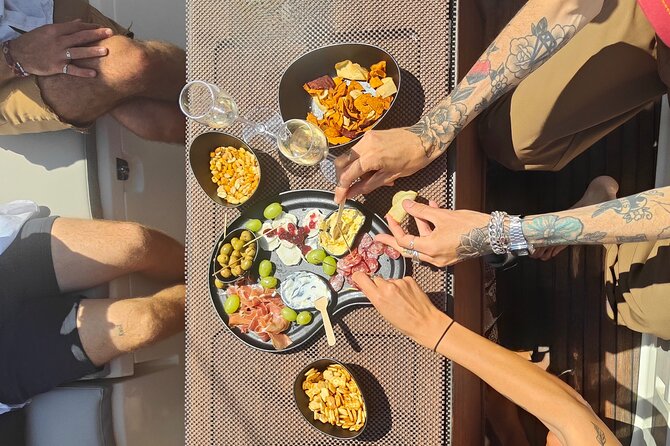 Private Sailboat Barcelona up to 11pax w/Premium Boat & Aperitifs - Aperitifs onboard: the real reason this feels like a classy escape