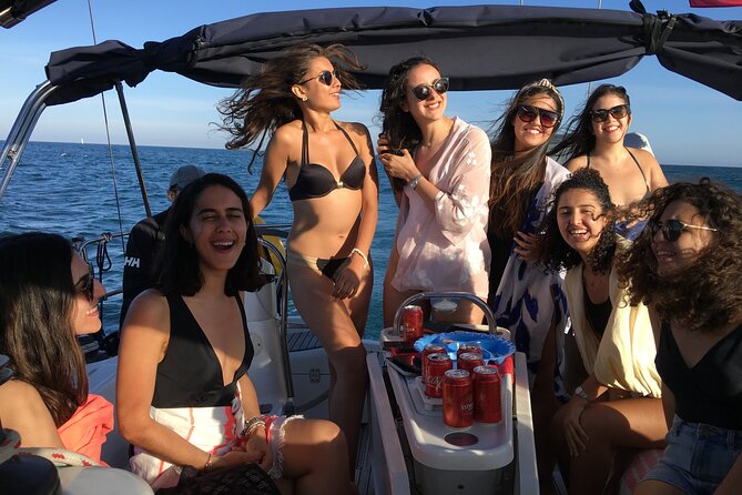 Private sailing trip from Barcelona with open bar - Swimming time: how to plan for it