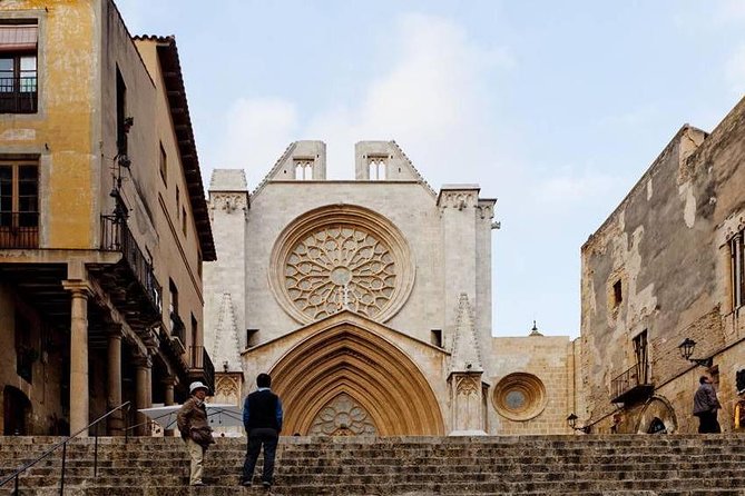 Private Tarragona and Sitges Tour with Hotel pick-up from Barcelona - Walking the preserved walls: Murallas de Tarragona and the hidden layers