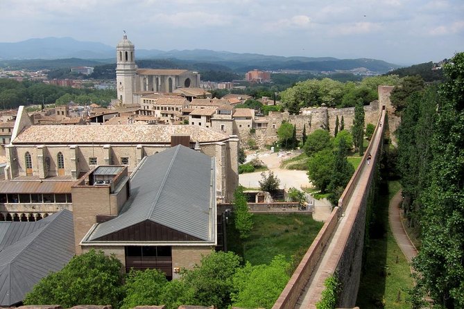 Private tour: Dali Museum and Girona from Barcelona - The Town Hall area, old streets, and a quirky local ritual