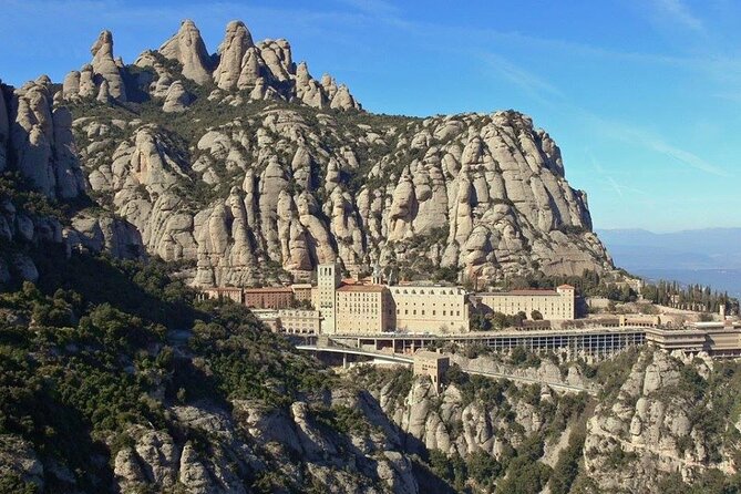 Private Tour from Barcelona to Montserrat (with guide) - Key things that make this Montserrat private tour work