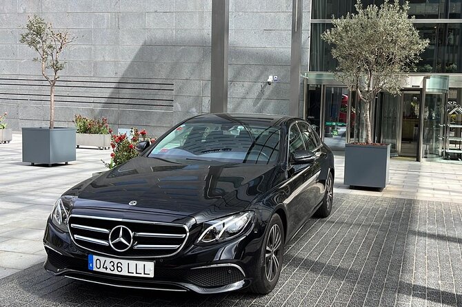 Private Transfer from Barcelona City to the Port (or vice versa) - The Return Trip: From Port to Barcelona City With Less Effort
