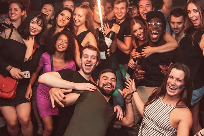 Pub Crawl Barcelona by EVOLVE The BEST night experience - A ready-made route for Barcelona nightlife, from Ciutat Vella to La Rambla