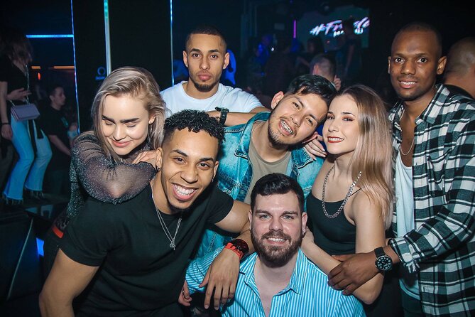 Pub Crawl Barcelona by EVOLVE The BEST night experience - Plaça Reial: 2 hours of bar hopping with a central, easy-to-join feel