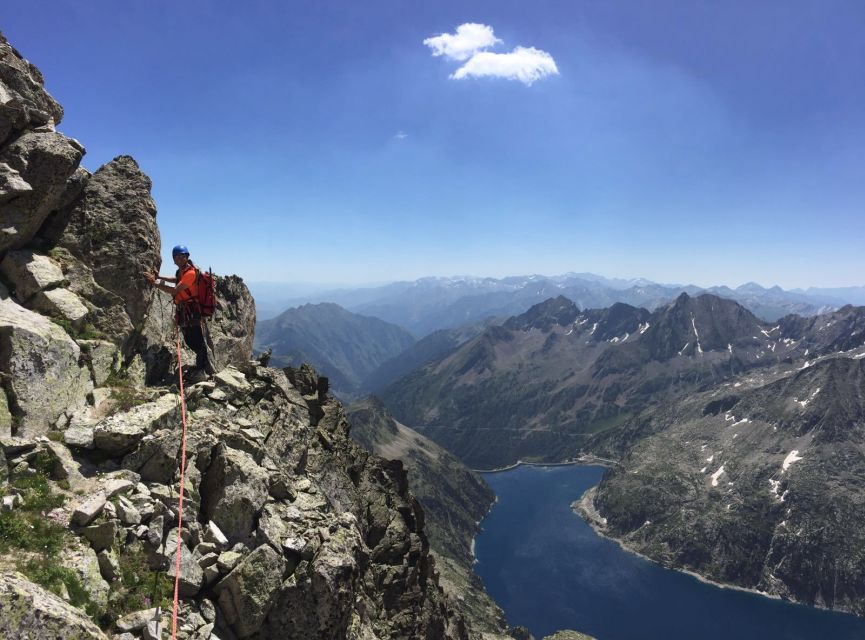 Pyrenees: A-day Hike with a Choice of 3 Levels - What to pack, from shoes to raincoat