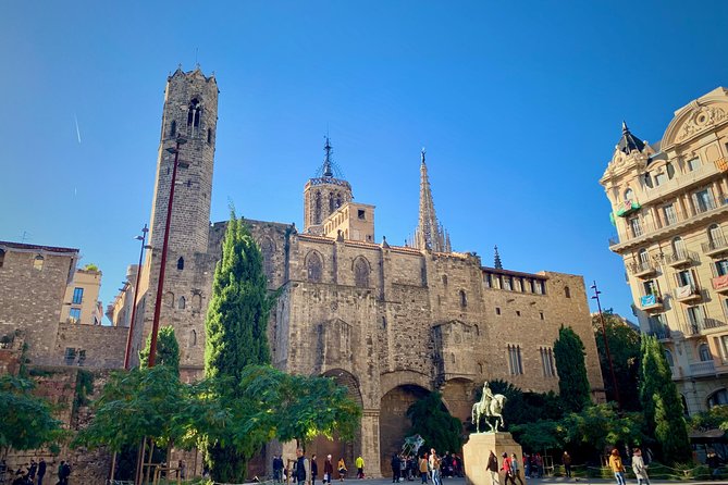 Ramblas, Old Town, Gothic and Gaudi Architecture Walking Tour - Price and value: what your $35.37 really buys