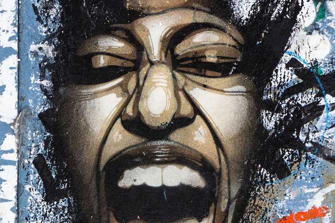 Raval Street Art and Graffiti Guided Tour in Barcelona - Group size, pacing, and what 2 hours feels like