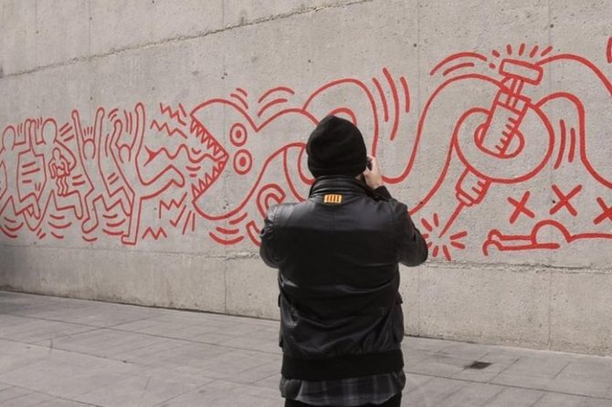 Raval Street Art and Graffiti Guided Tour in Barcelona - Price and value: what 32.58 buys you in the real world