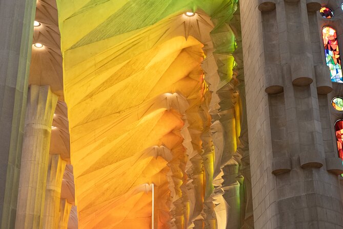 Sagrada Familia and Guell Park Private Tour - Sagrada Família: plaster-model start, nativity facade, and an interior that feels alive