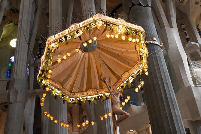 Sagrada Familia and Guell Park Private Tour - What to wear, what to bring, and the rules you cannot ignore