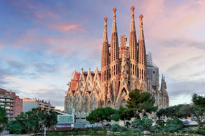 Sagrada Familia Closing Time Tour with Rooftop Views - Price and Value: Is $130.97 Worth It?