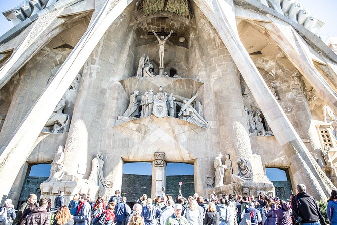 Sagrada Familia Fast Track Guided Tour with Towers Access - Price and value: what you are really buying at $86.51