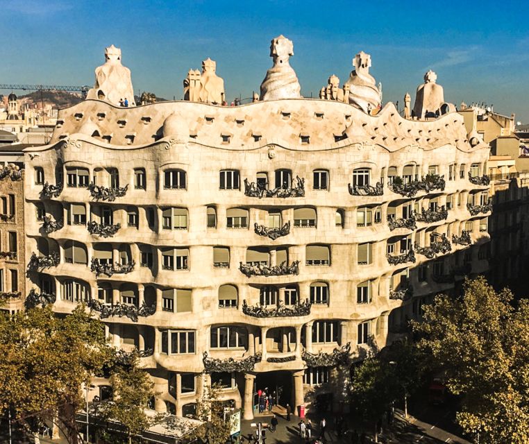 Sagrada Familia & Gaudi Guided Tour Private or Small Groups - Price and value: where the $93 per person actually lands