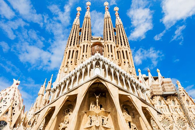 Sagrada Familia : Guided tour inside Skip the line! - What You Actually Get Included