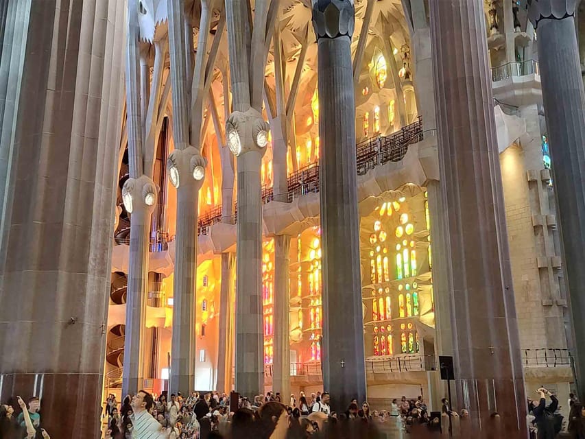 Sagrada Familia Guided Tour with Skip-the-Line Entry Ticket - Inside: Alfa and Omega, iconography, and the light-and-shadow rules