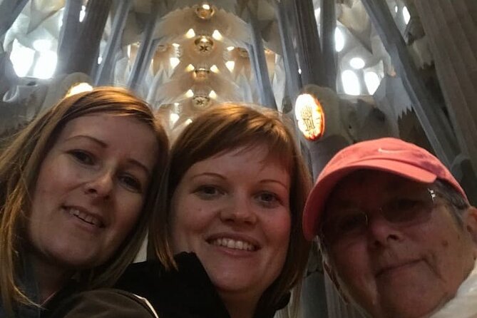 Sagrada Familia & La Pedrera Small Group Tour with Cava Tasting - Why This Gaudí Pairing Works in Just 3.5 Hours