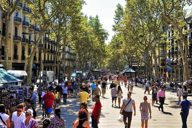 Sagrada Familia & Montserrat Small Group Tour with Hotel pick-up - Key Highlights Worth Knowing
